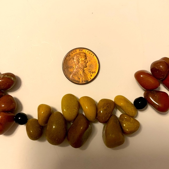 Jasper and Onyx Necklace - Picture 3 of 4